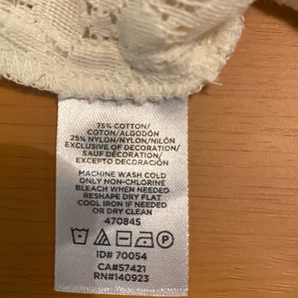 LOFT Lace Blouse - Picture 4 of 4